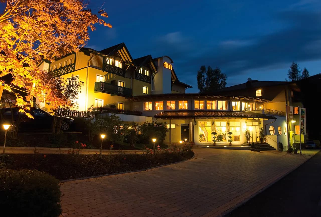 Hotel Alpina