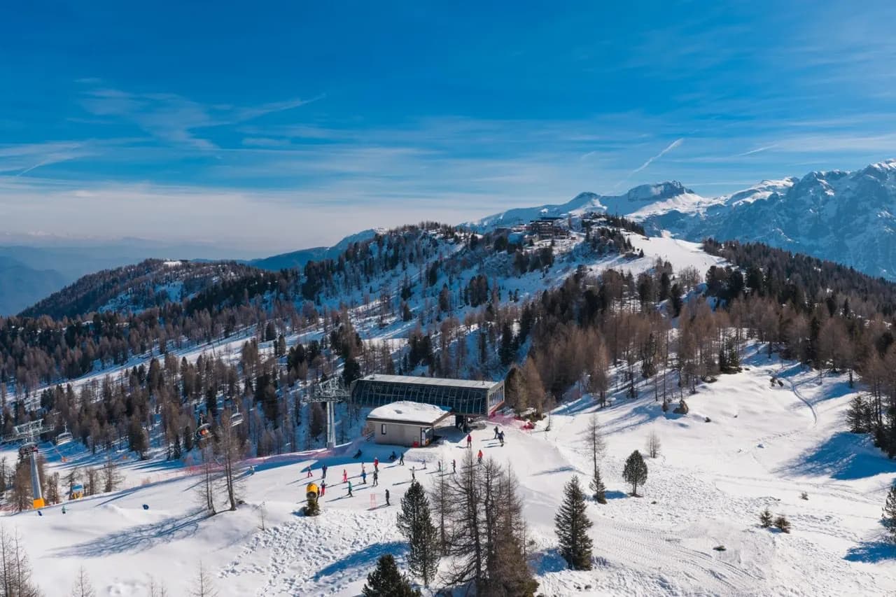 Family Week Ski Free Tonale